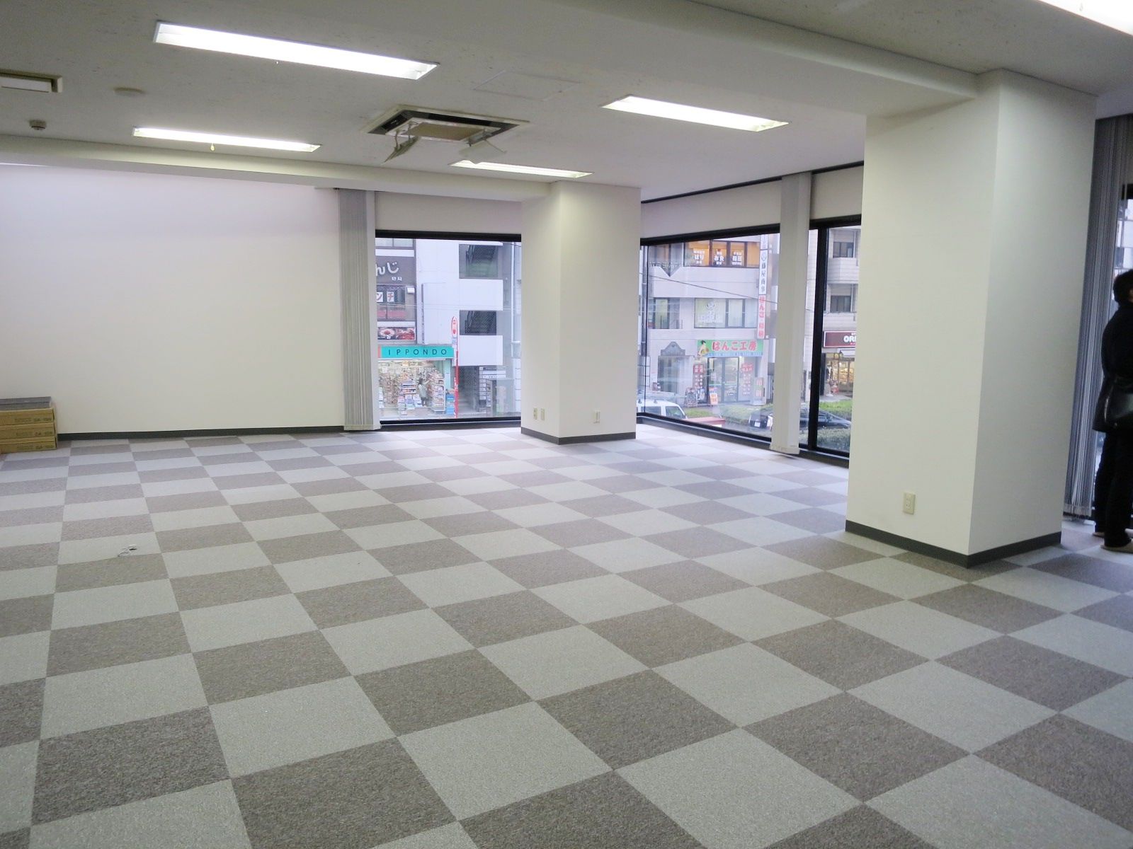 オフィス室内参考画像