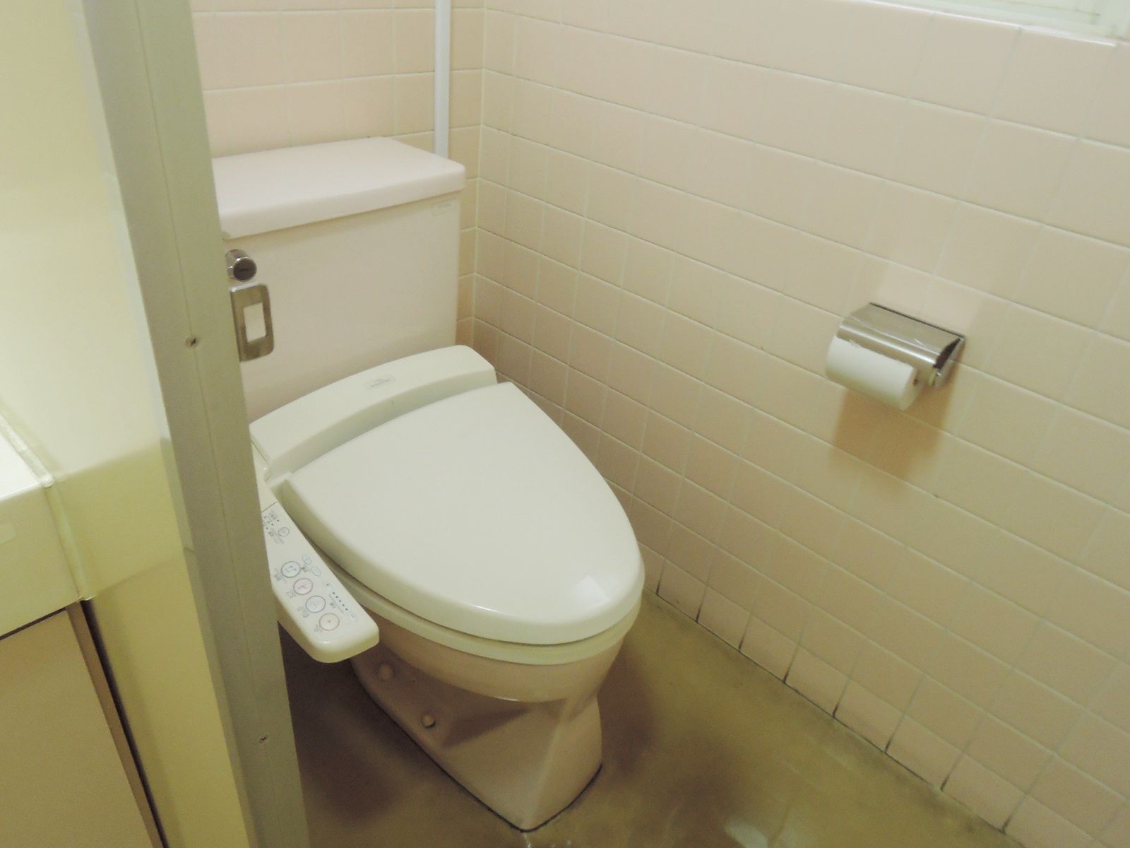 トイレ個室