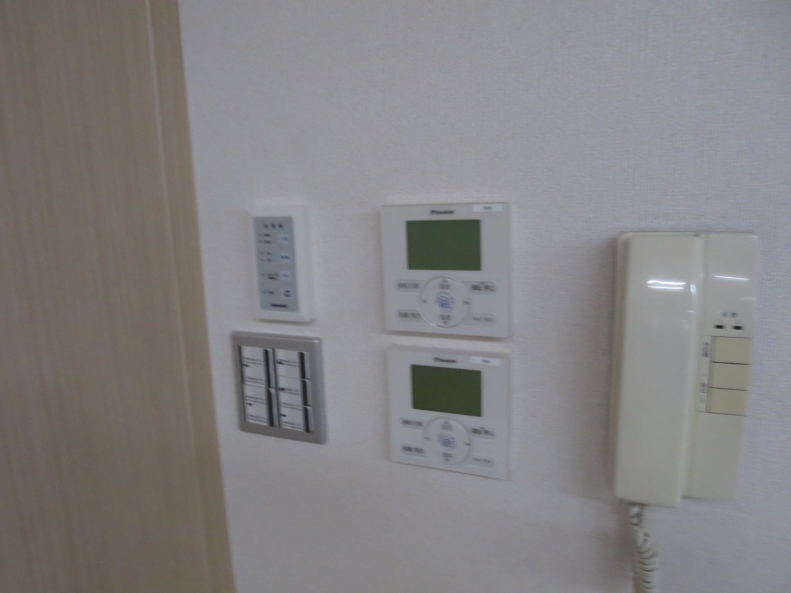 各種スイッチ