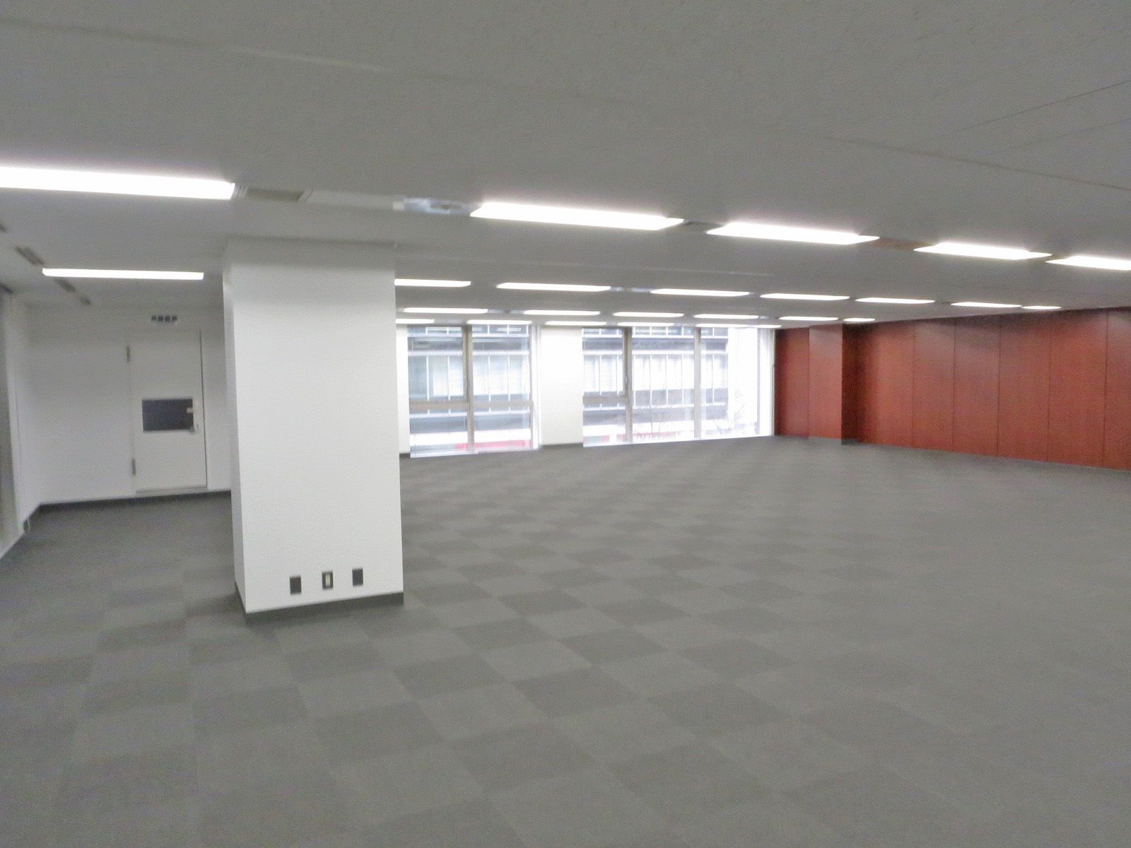 一部柱あり