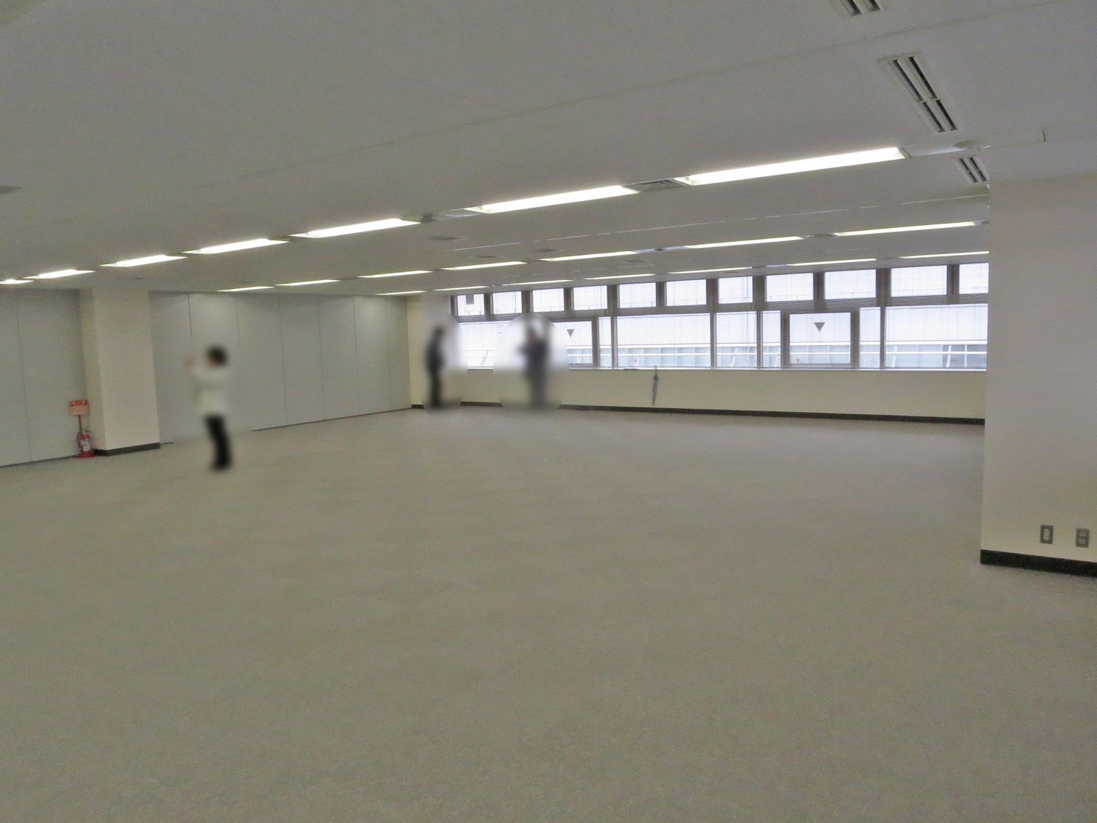 オフィス室内参考画像