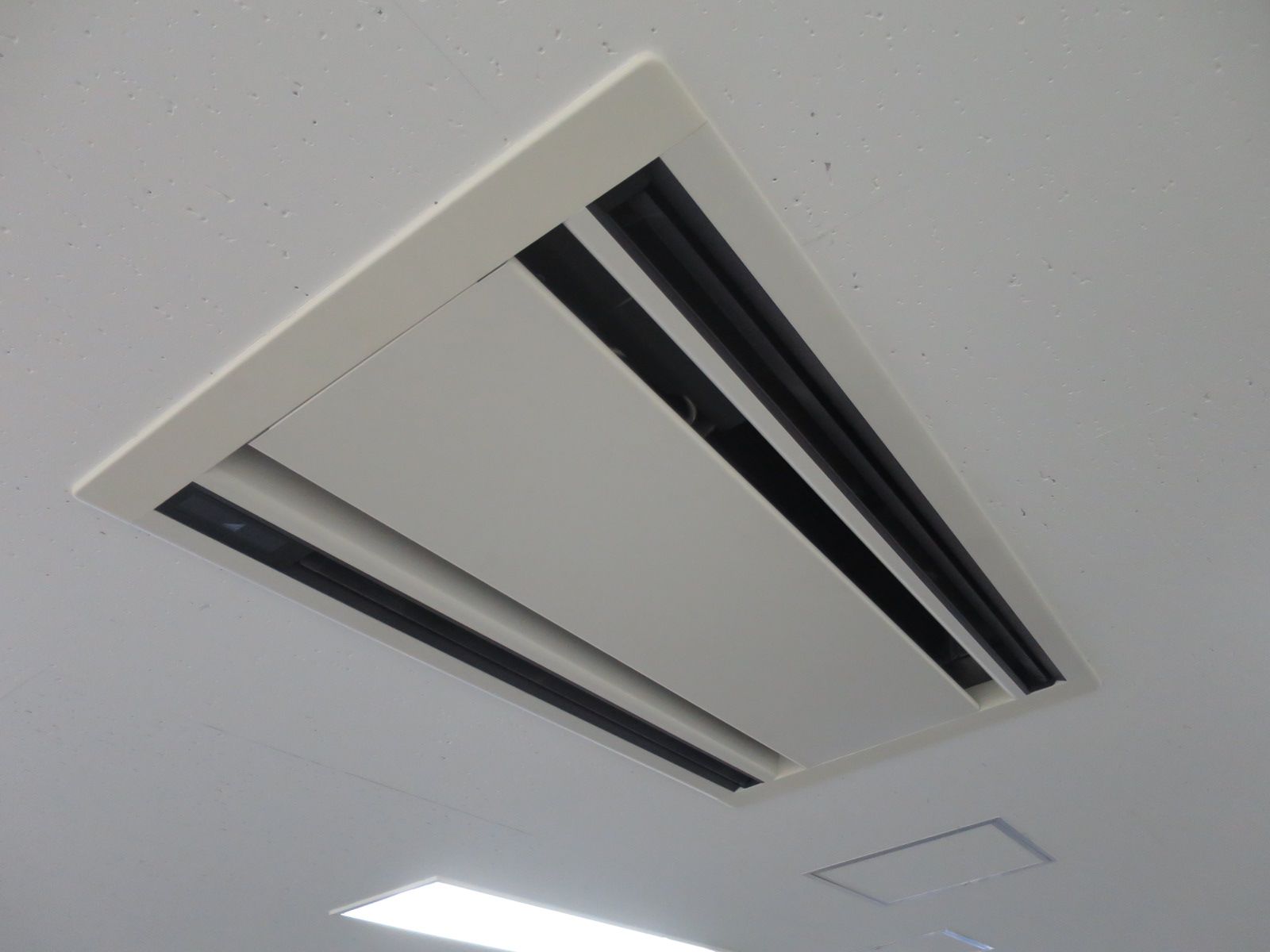 空調機器