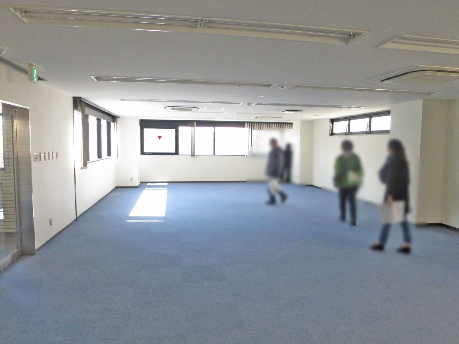 オフィス室内参考画像