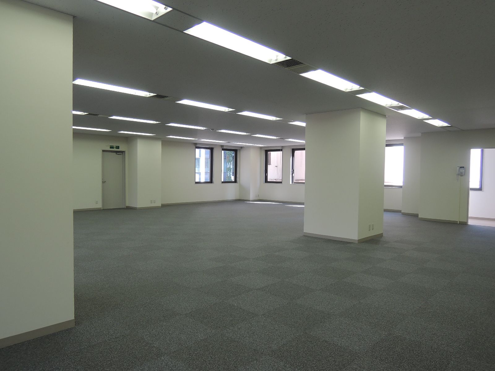 一部柱有り