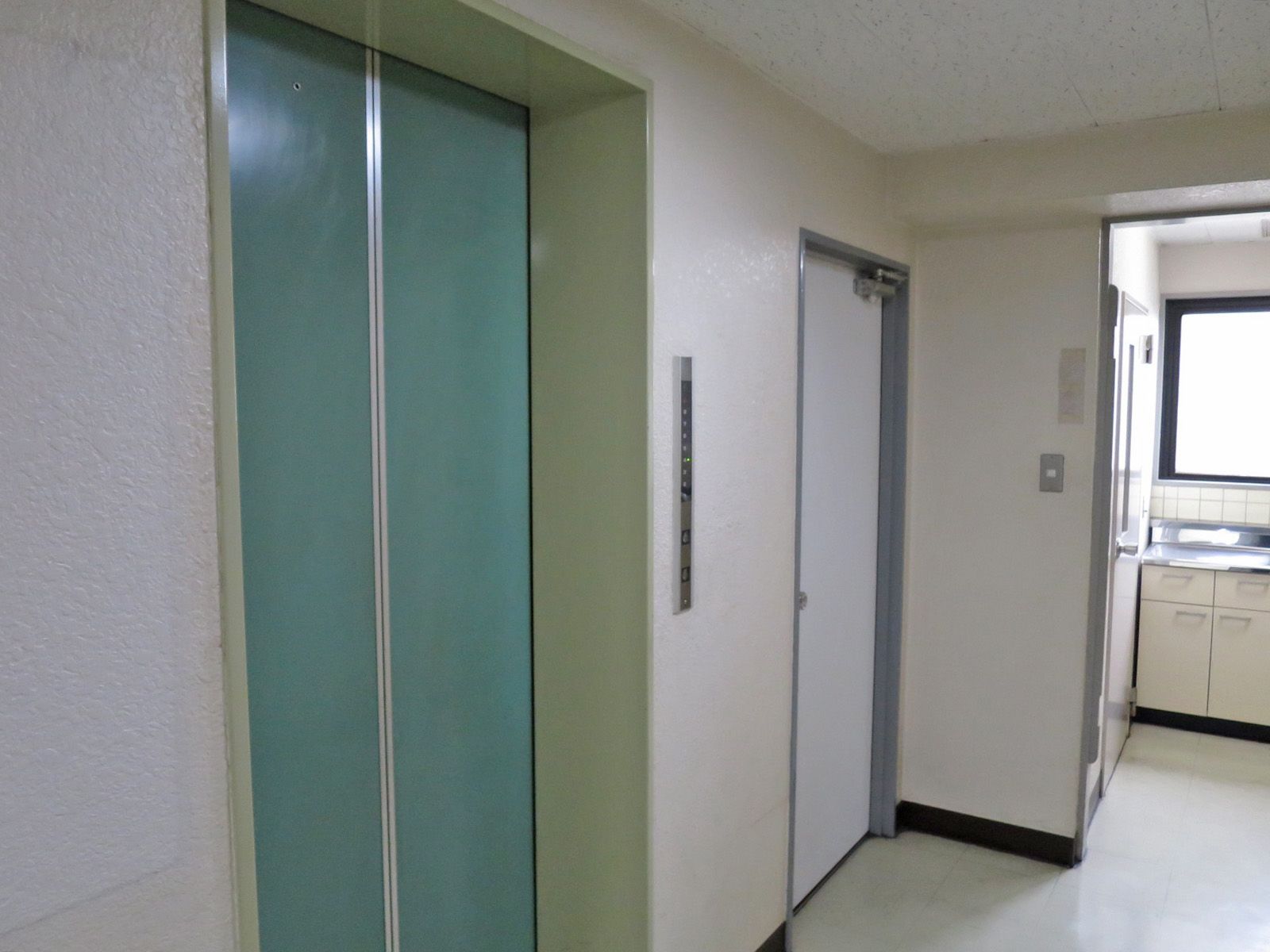エレベーター