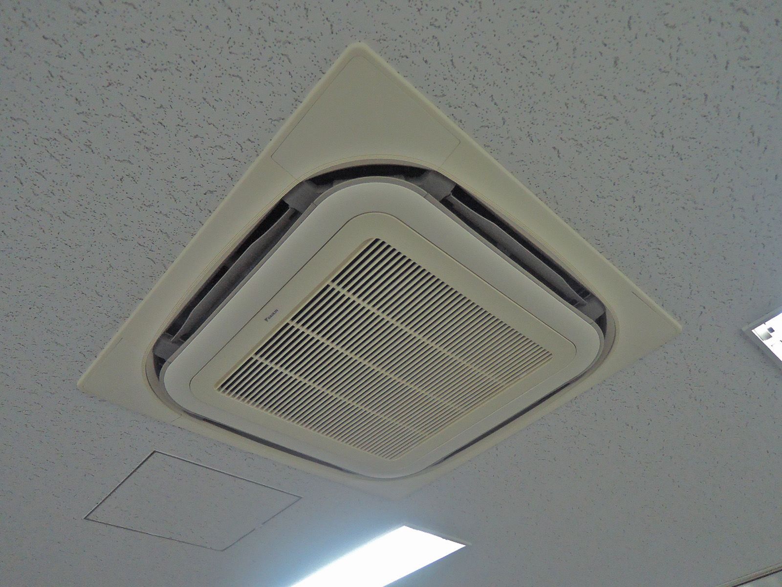 空調