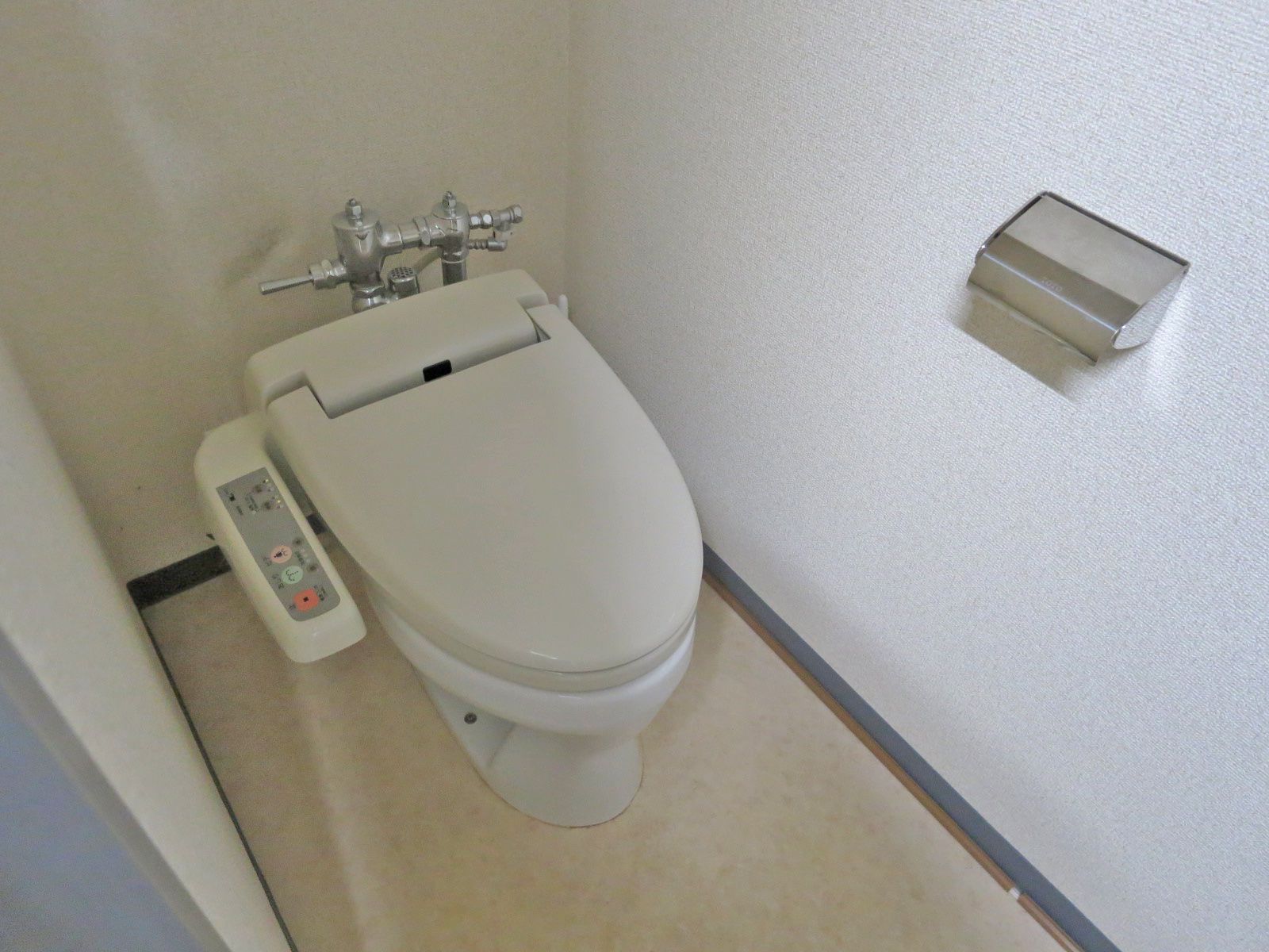 トイレ個室