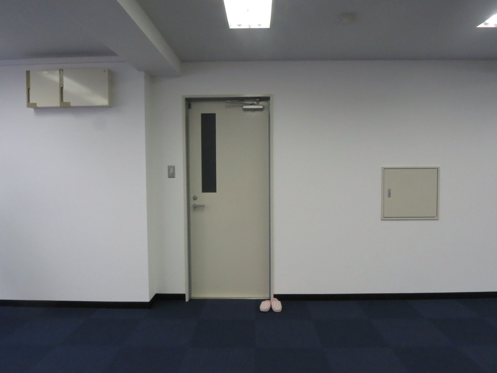 貸室出入口