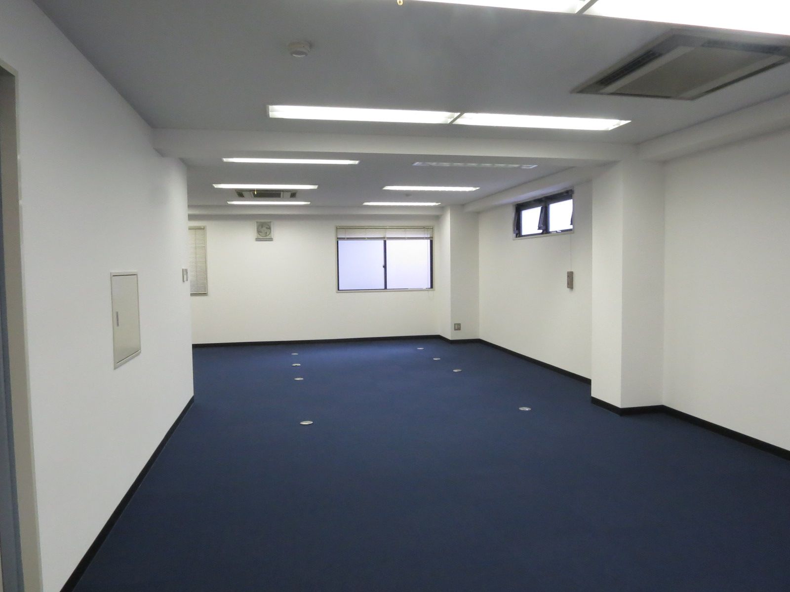 オフィス室内参考画像（3階）