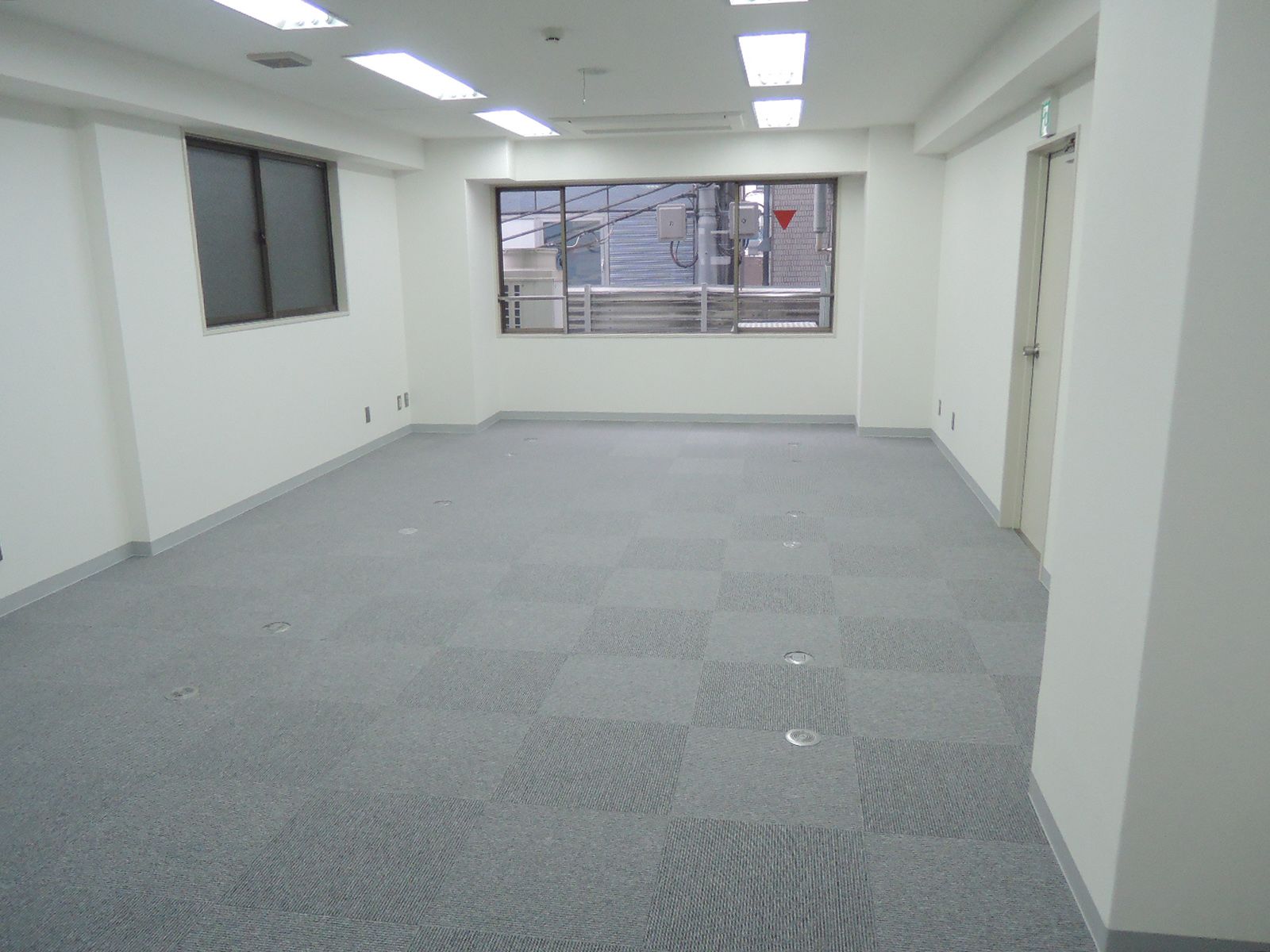 オフィス室内参考画像（3階）