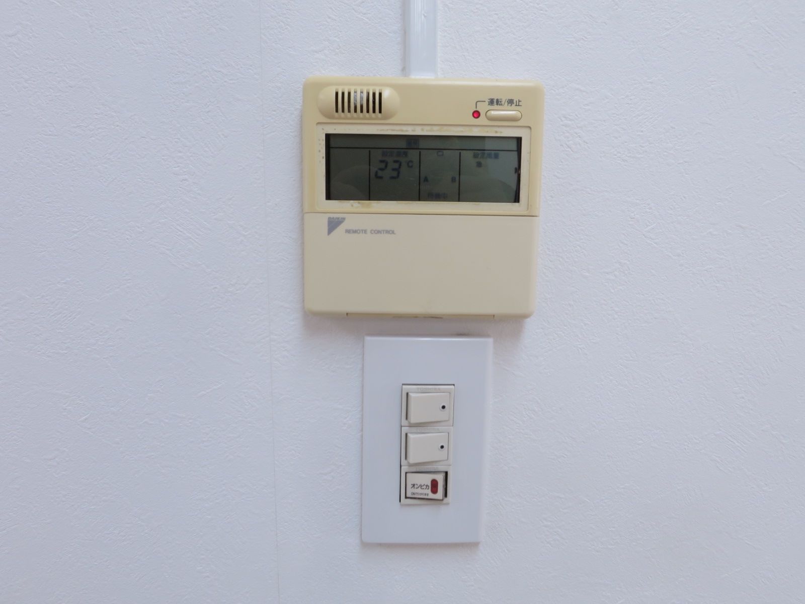 空調スイッチ類