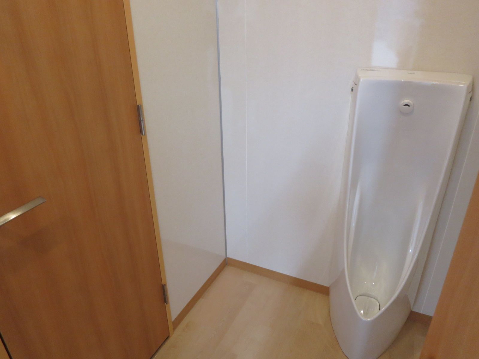男性用トイレ
