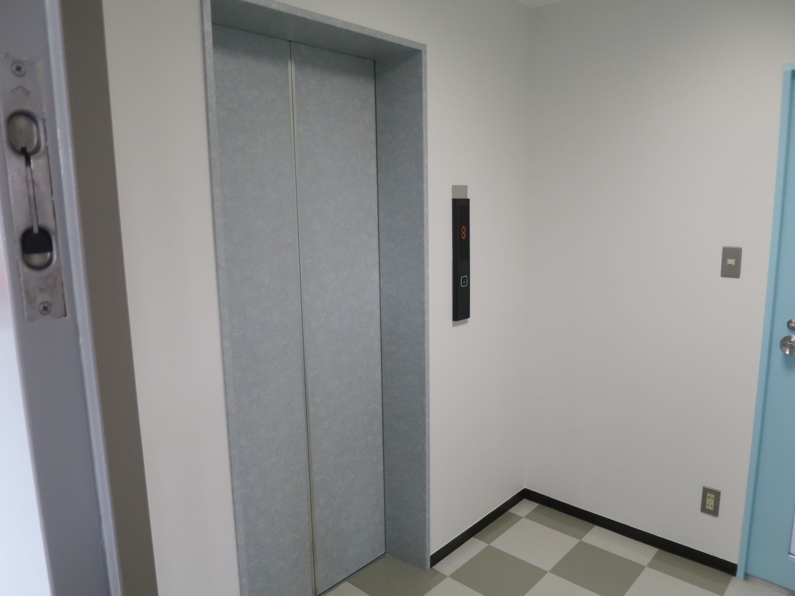 エレベーター