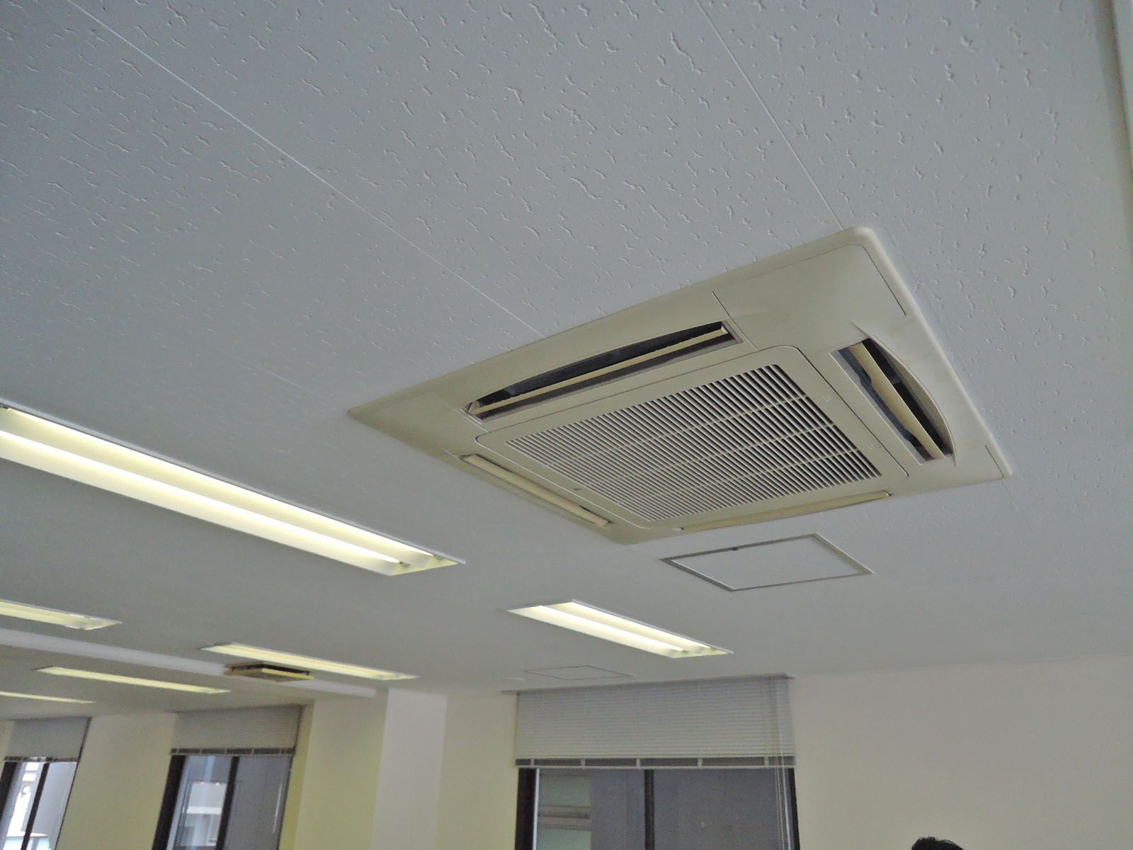 空調機器