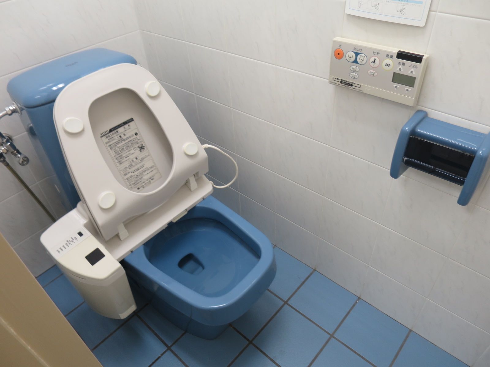 トイレ個室