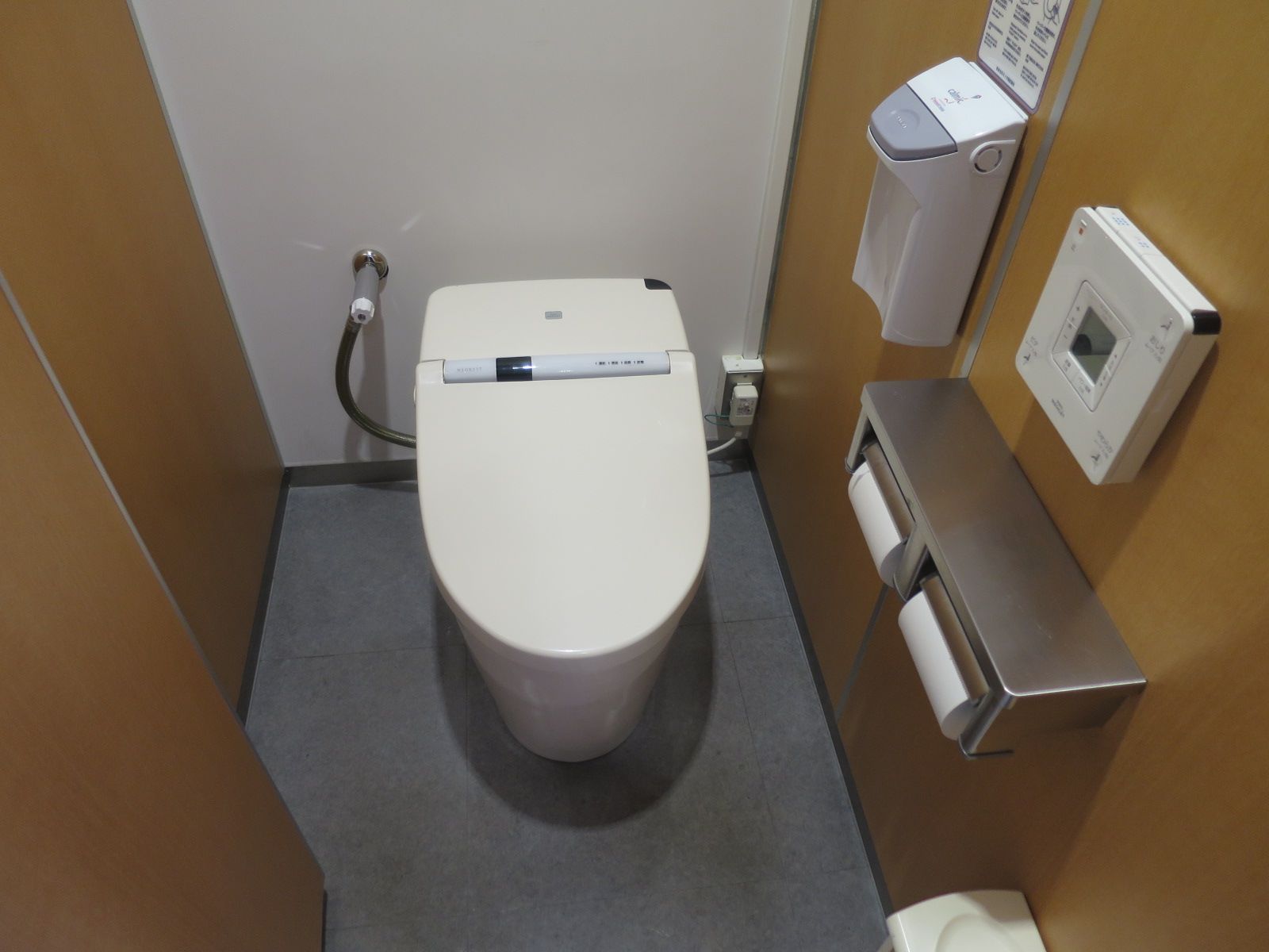 トイレ個室