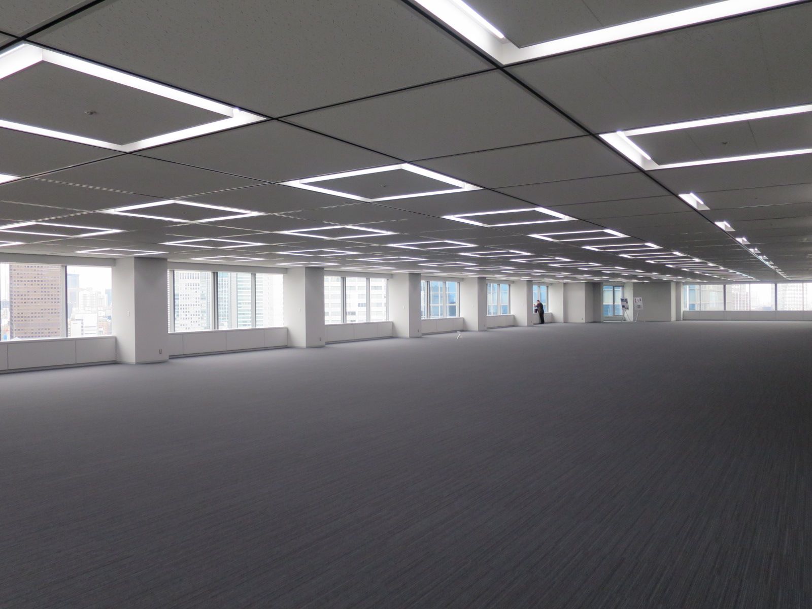 オフィス室内参考画像（17階・約608坪）