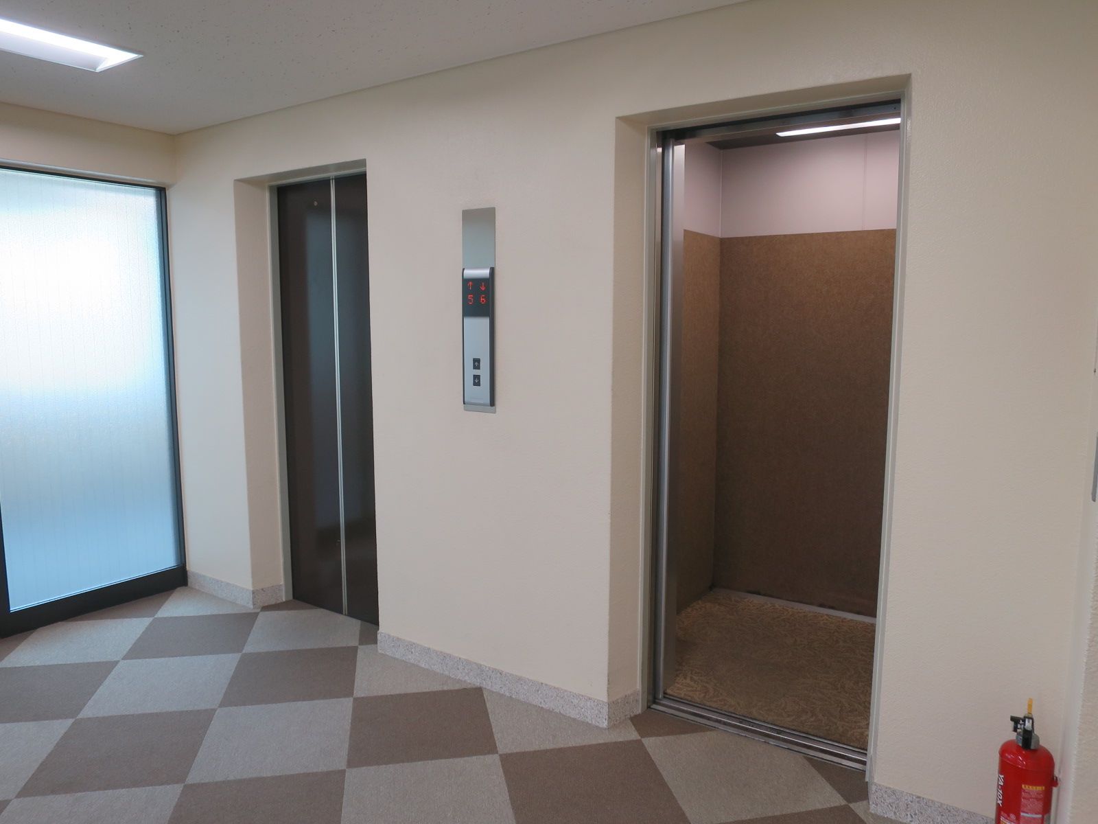 エレベーターホール