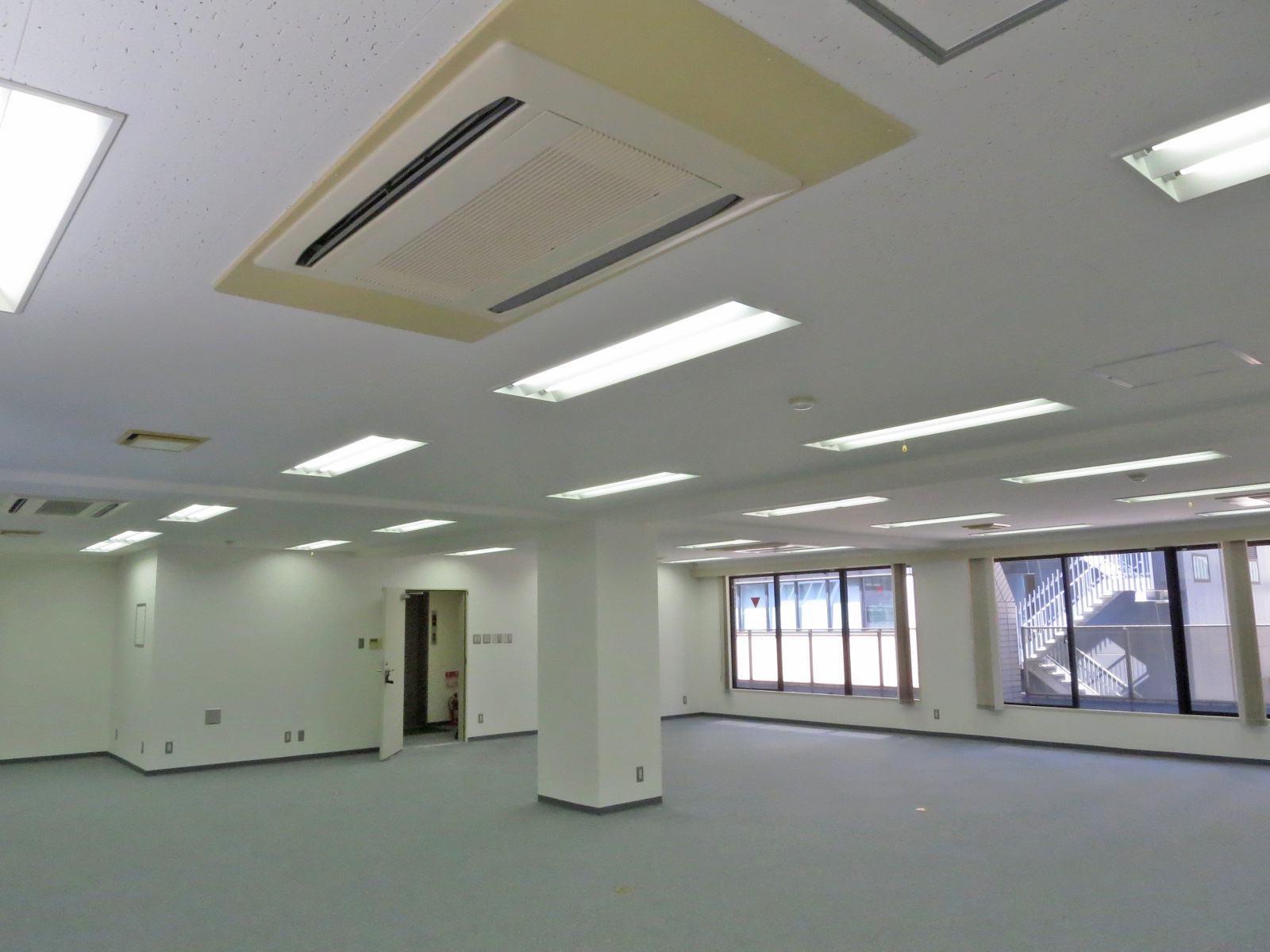 オフィス室内参考画像（5階）