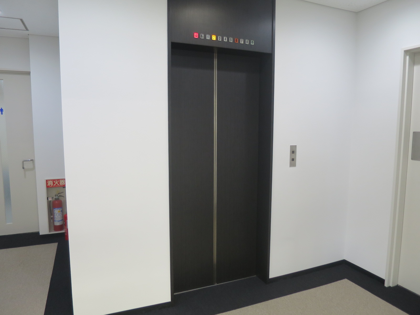 エレベーターホール