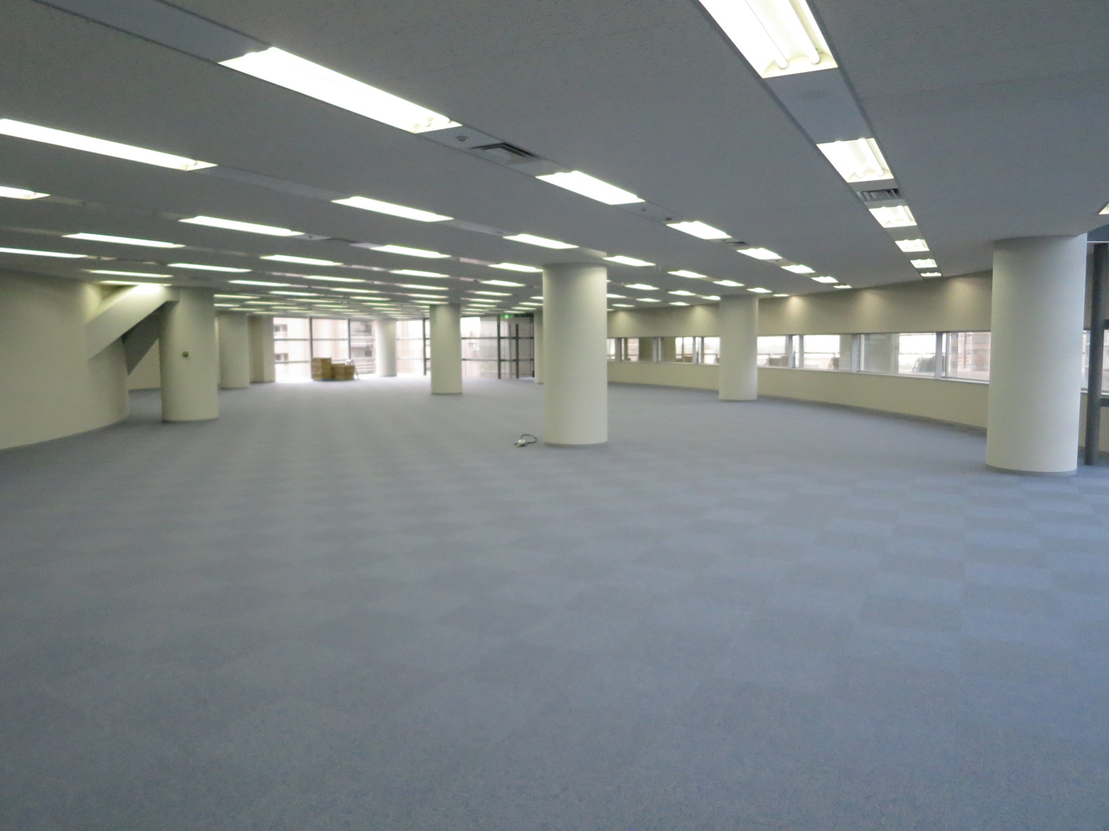 オフィス室内参考画像