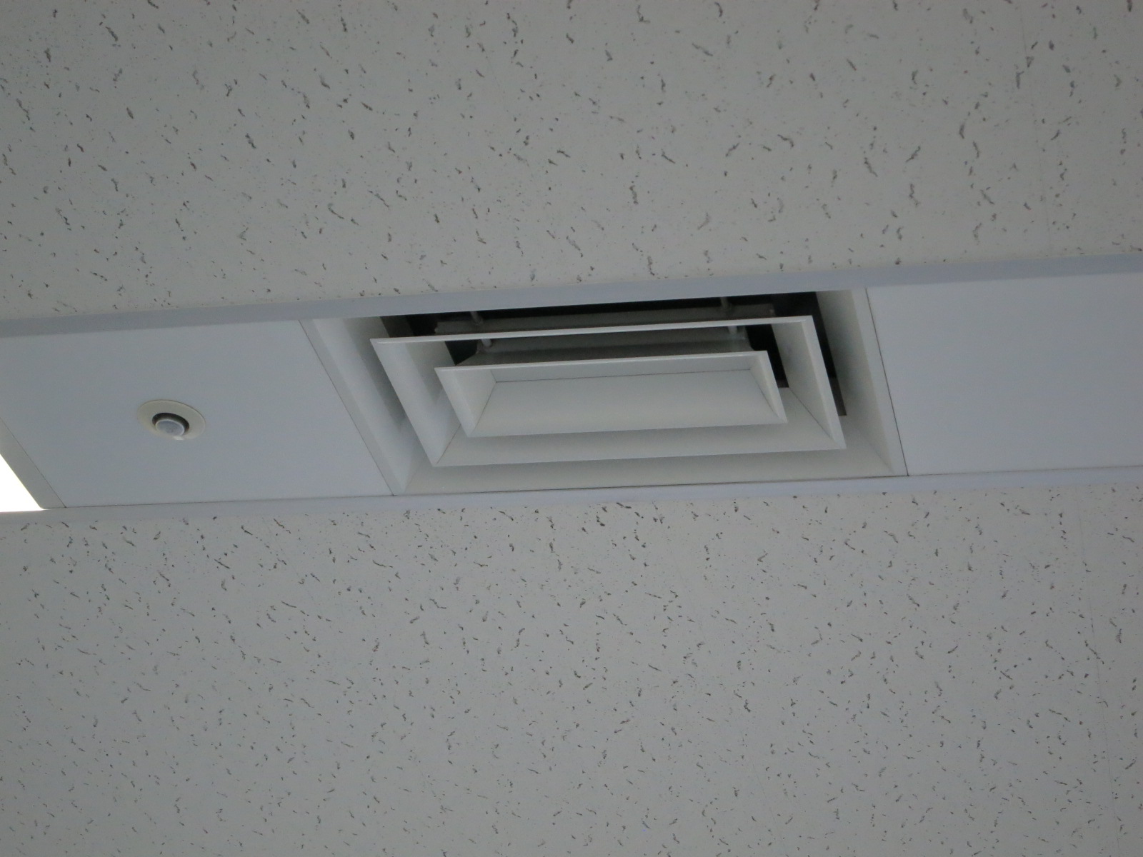 空調機器