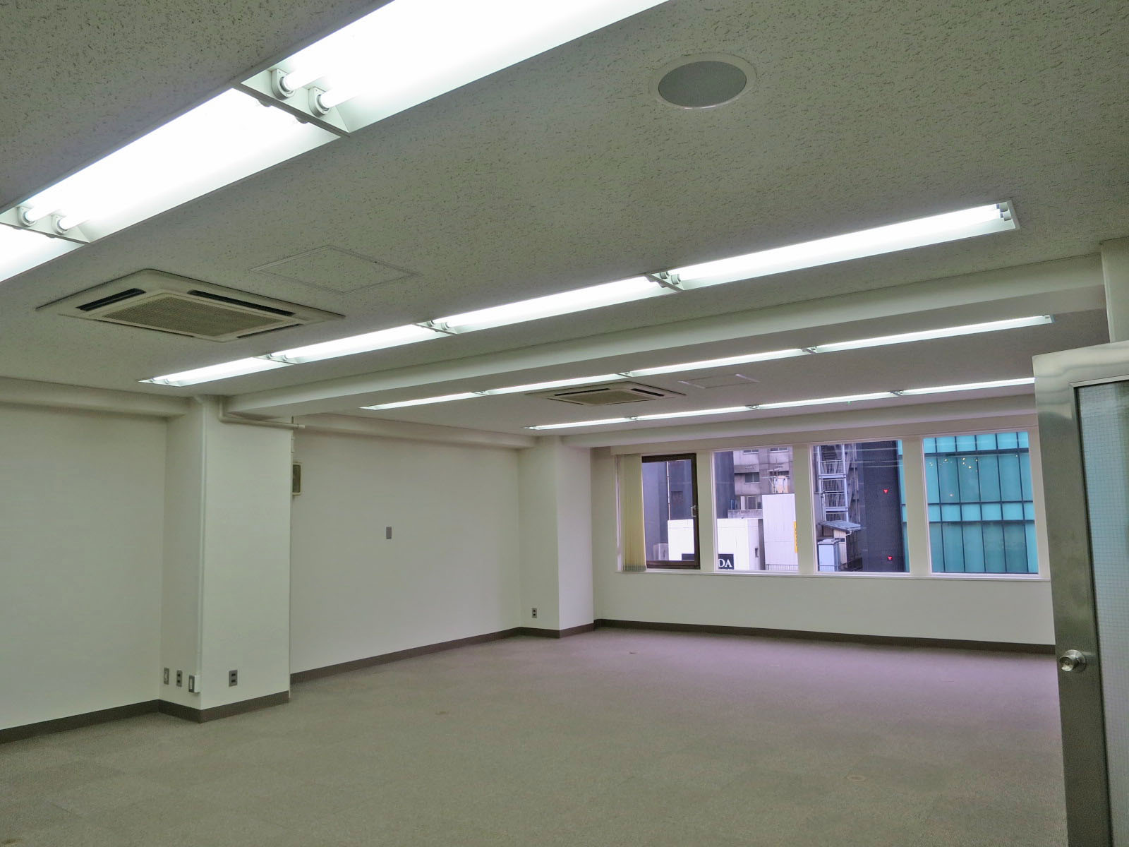 オフィス室内参考画像(7階)