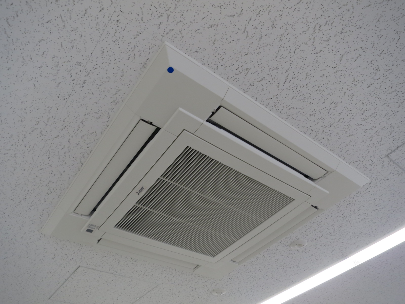 空調機器