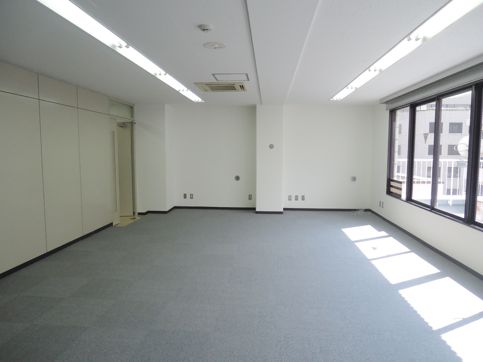 オフィス室内参考画像（7階）