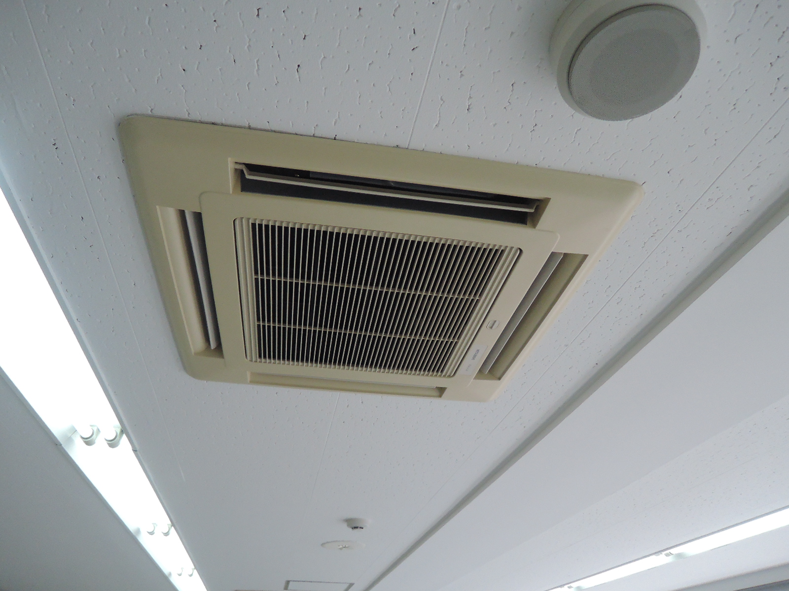 空調機器