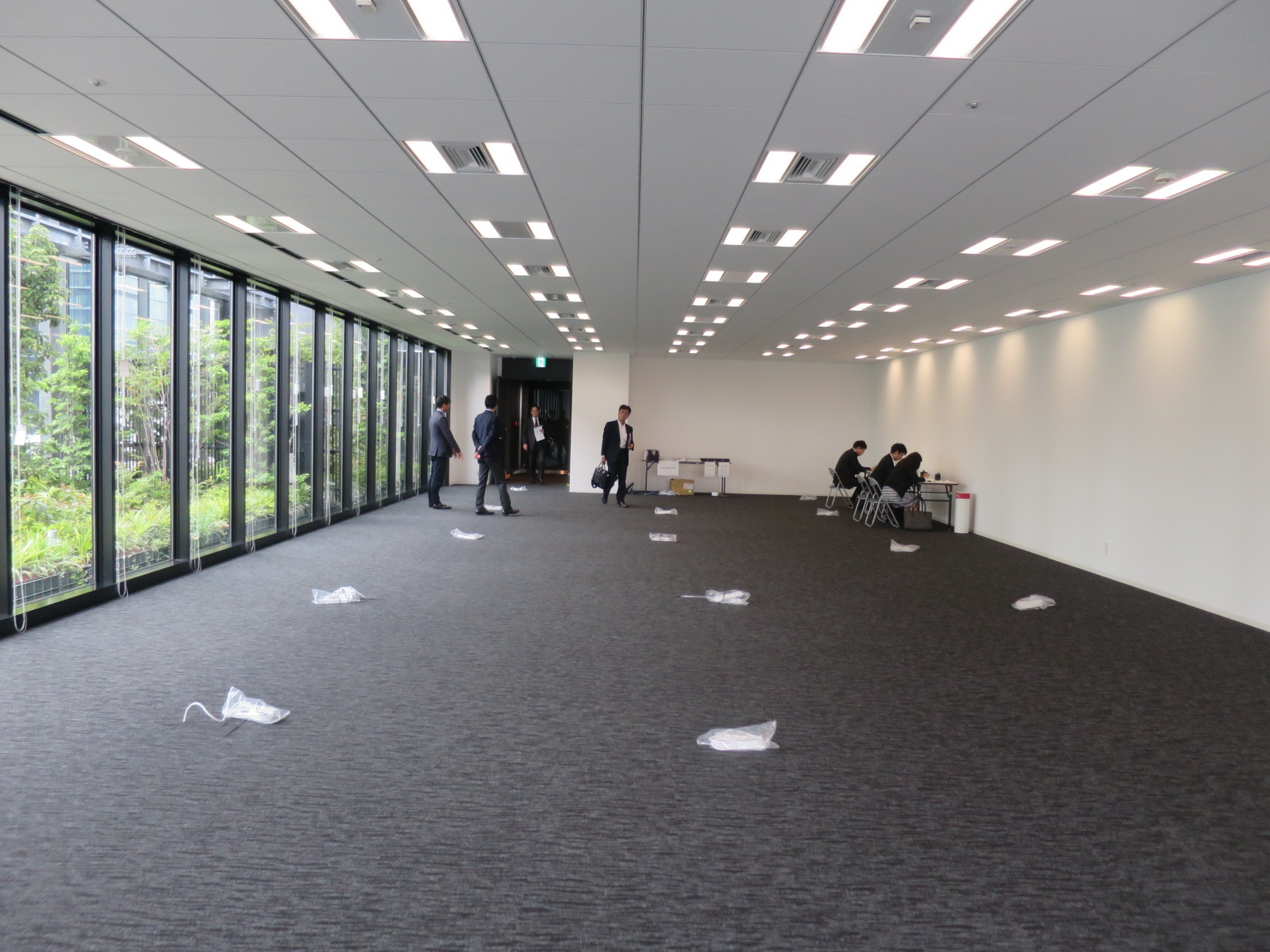 別角度の様子