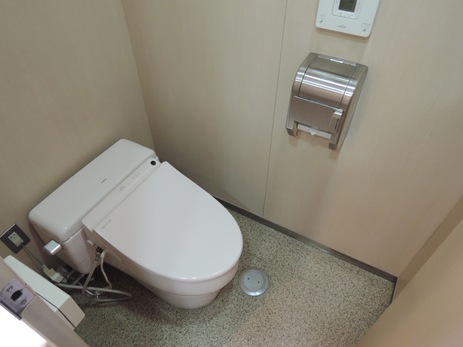 トイレ個室