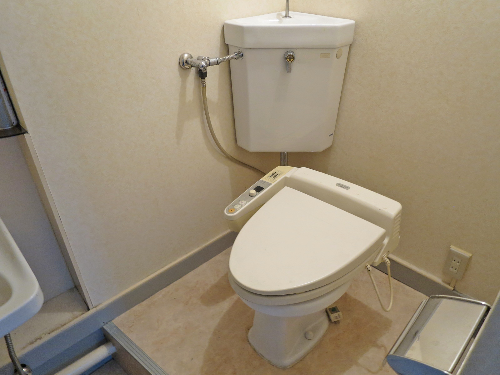 トイレ個室