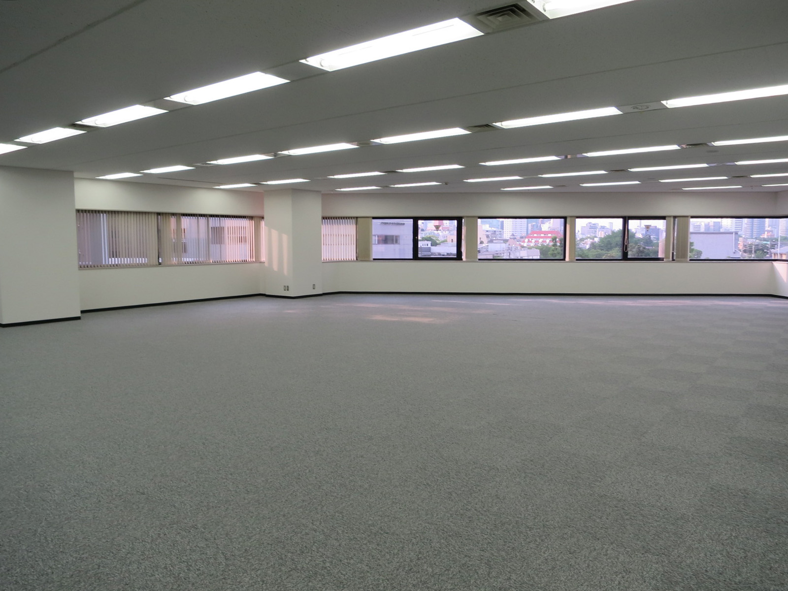 オフィス室内参考画像（4階）