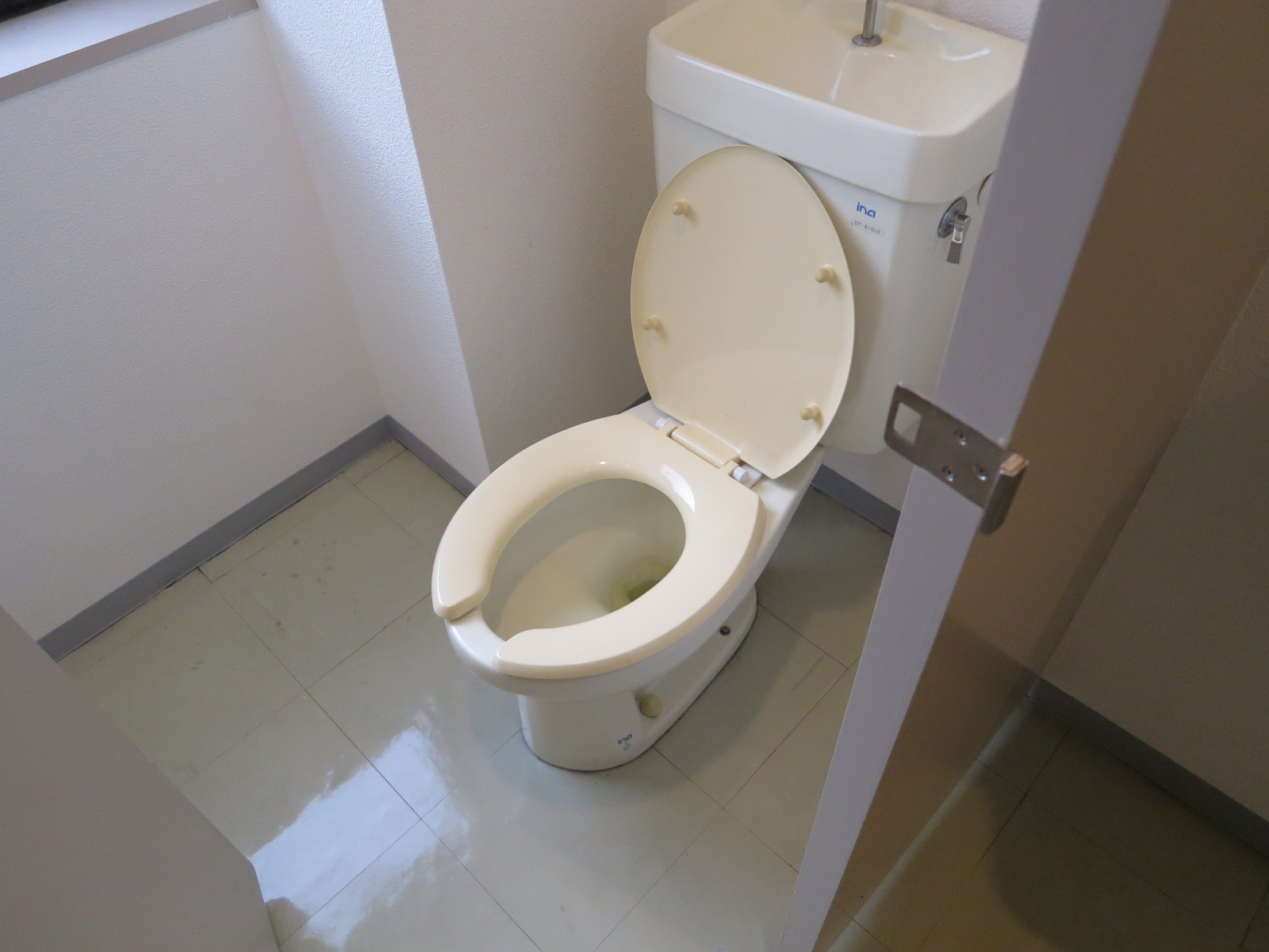 トイレ個室