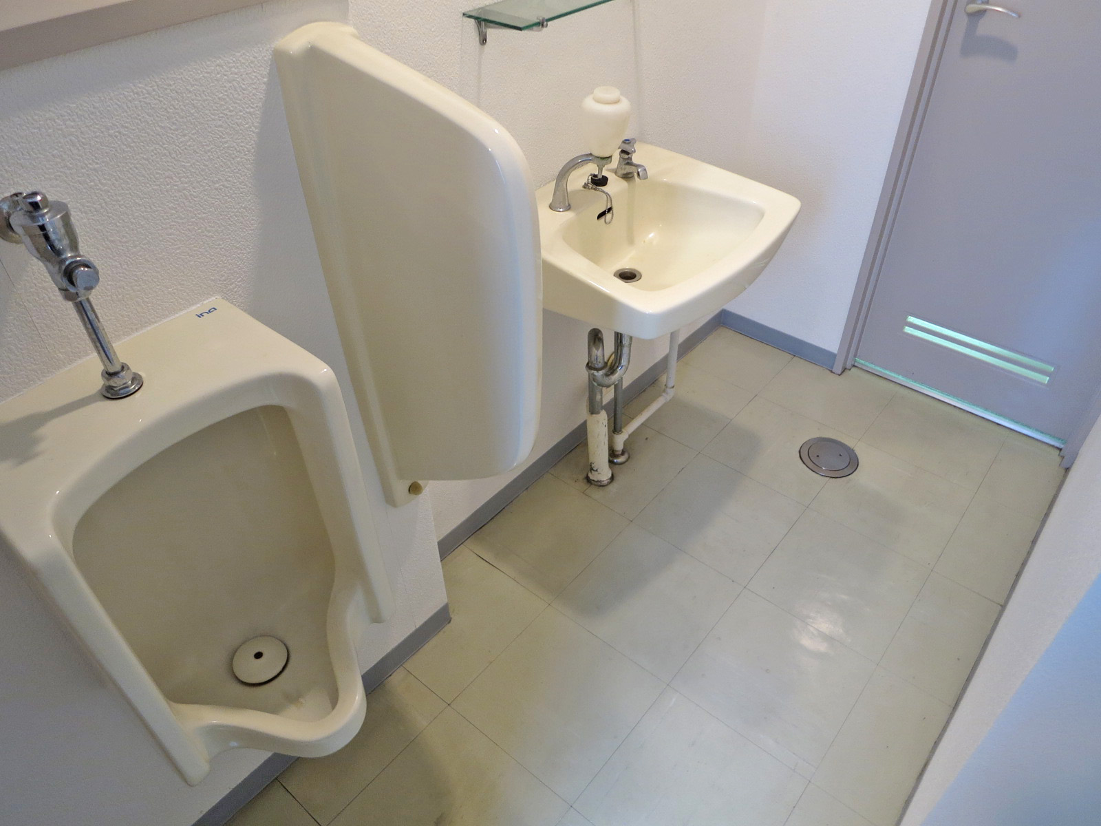 男性用トイレ