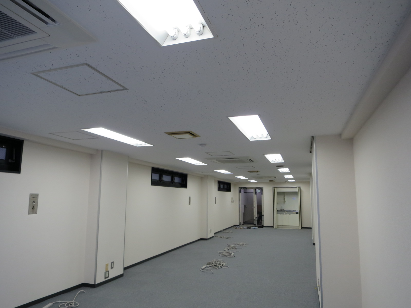 別角度の様子