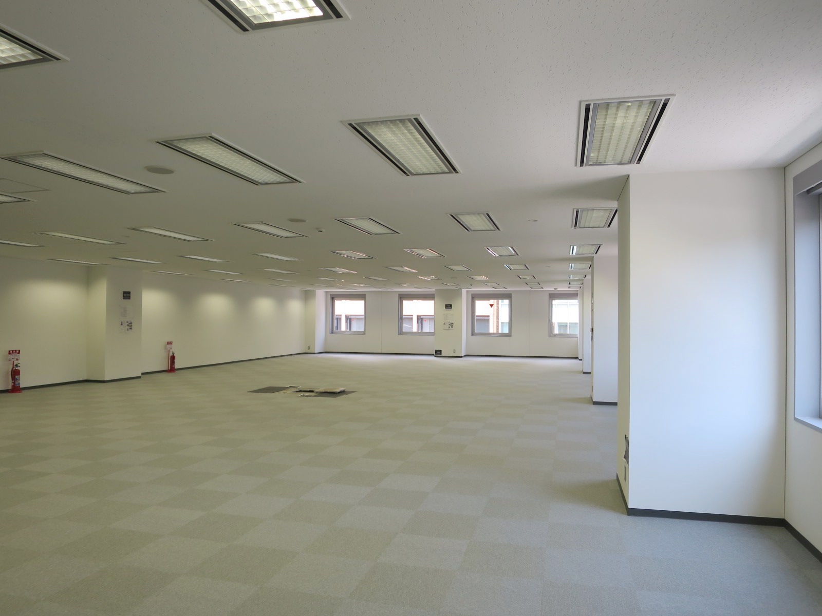 オフィス室内参考画像(4階B室・約86坪)