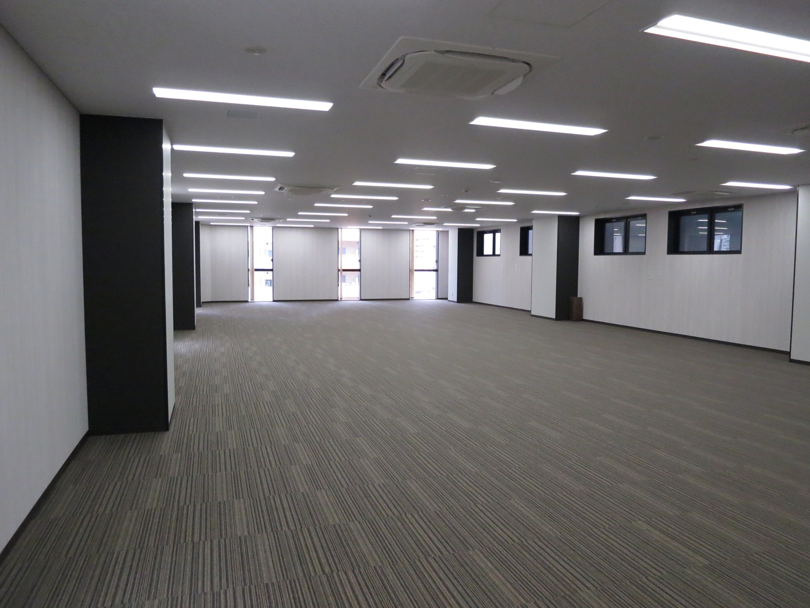 オフィス室内参考画像（5階）