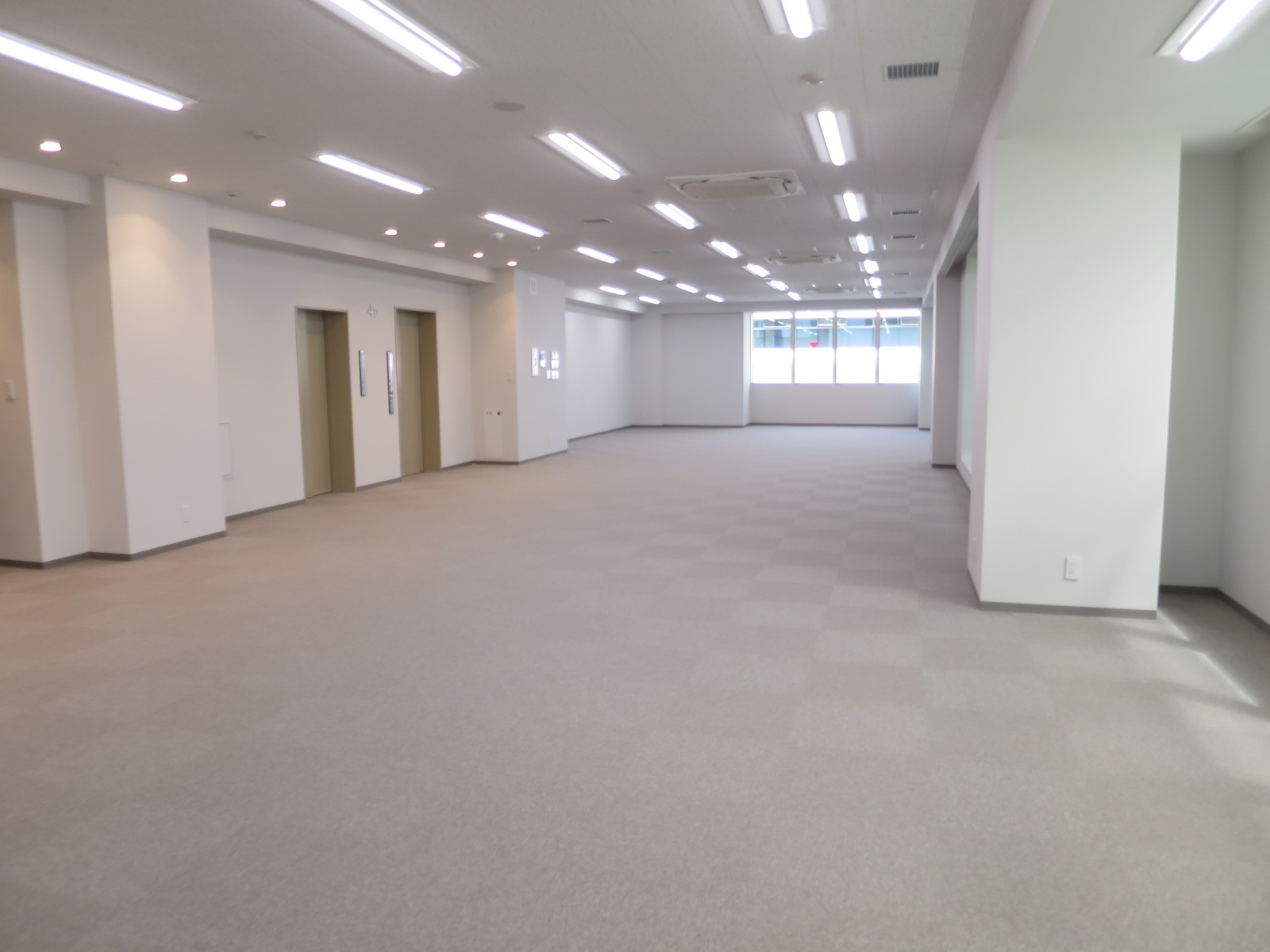 オフィス室内参考画像(4階・約54坪)