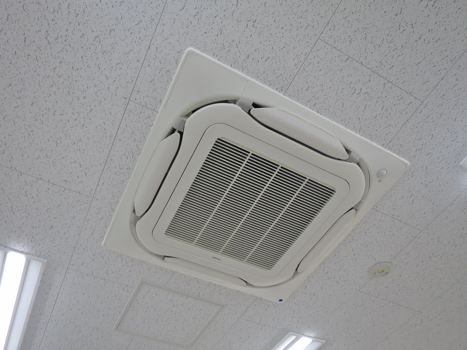空調