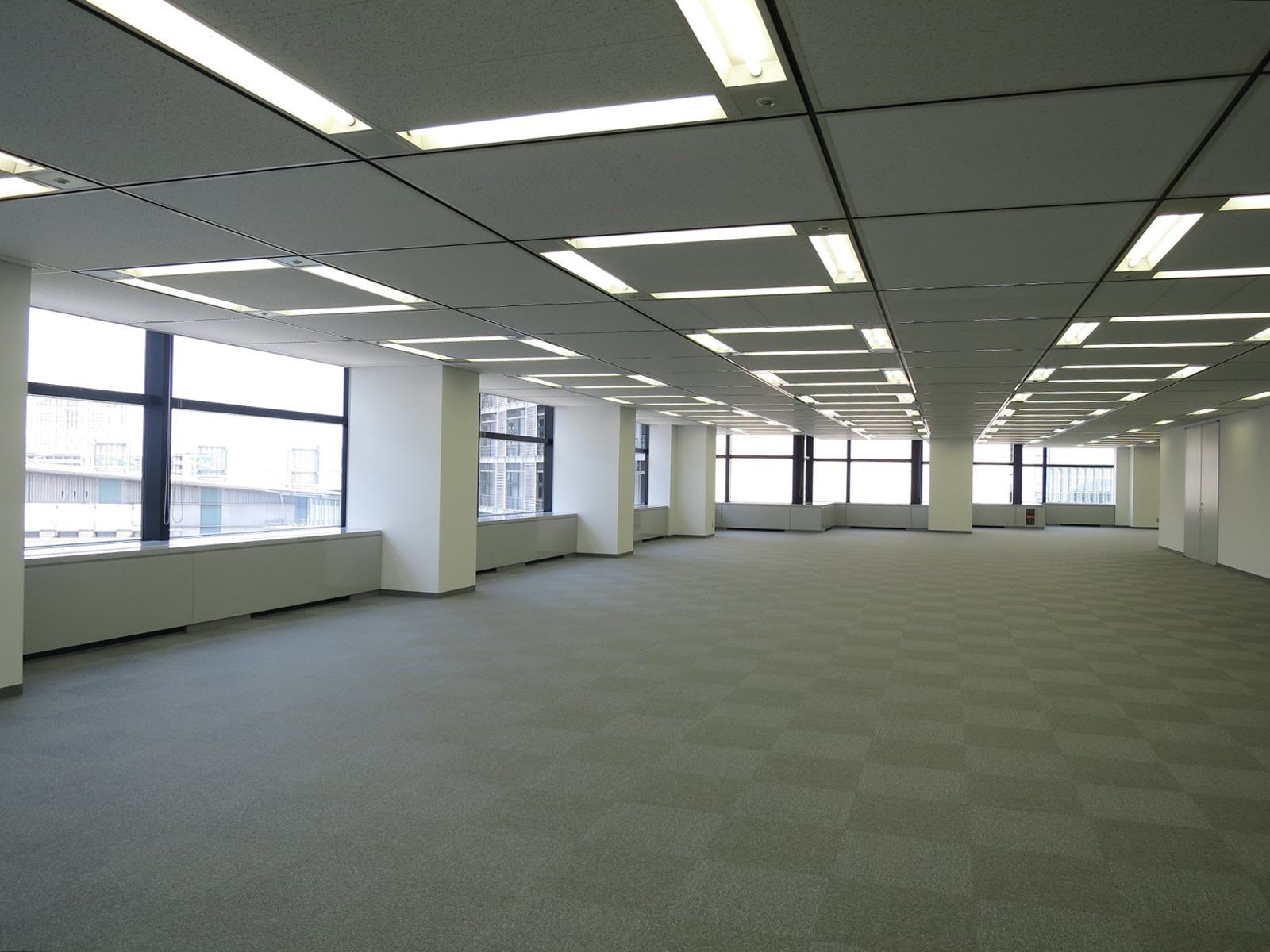オフィス室内参考画像（9階・約414坪）