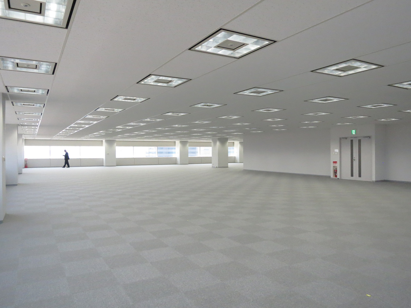 オフィス室内参考画像（9階）
