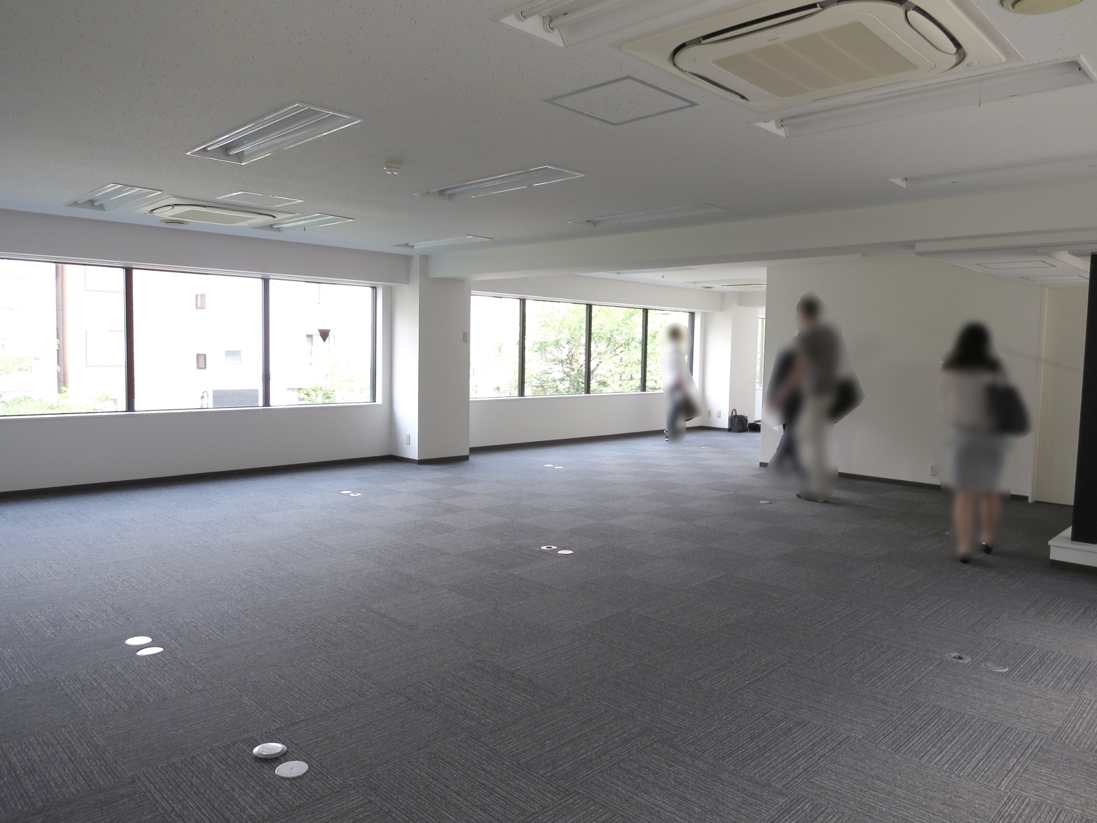 オフィス室内参考画像