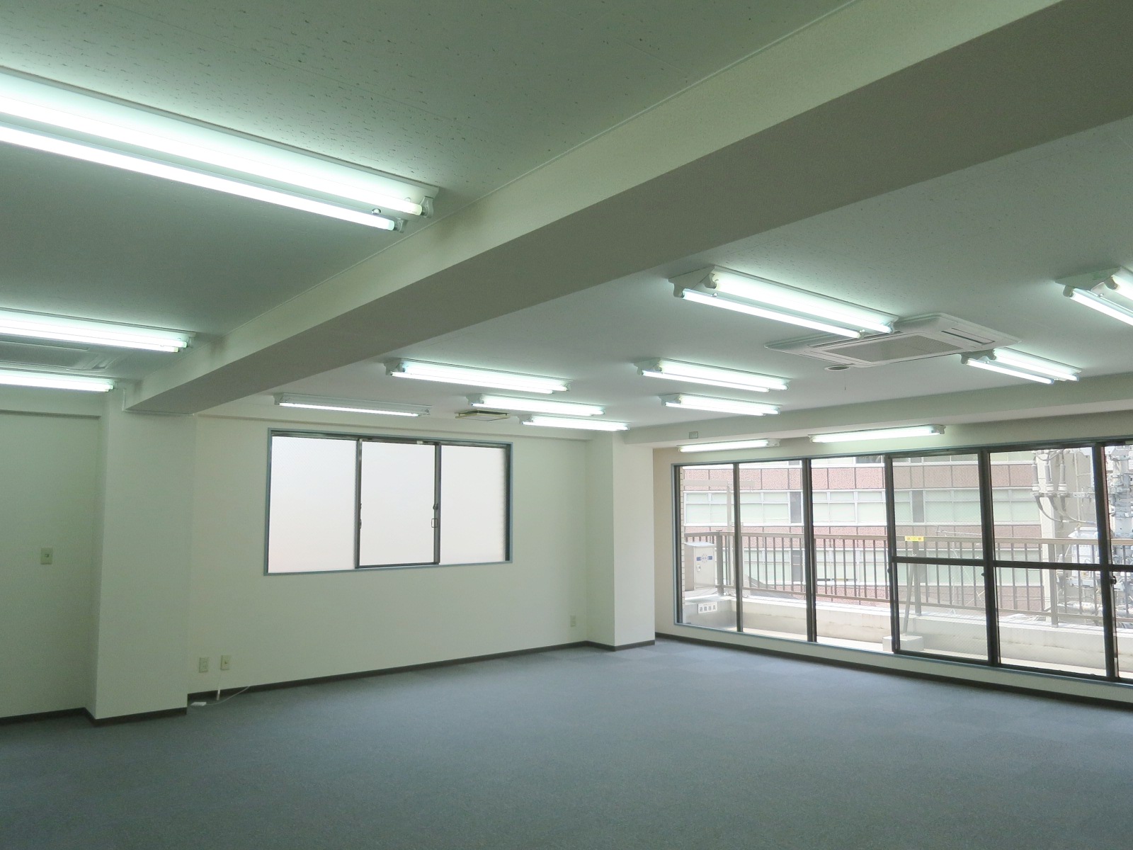 貸室別角度からの様子