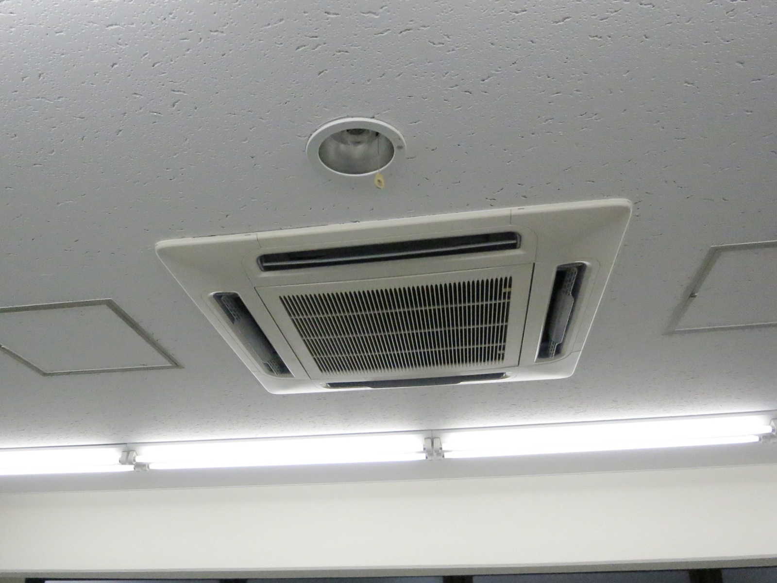 空調吹き出し口