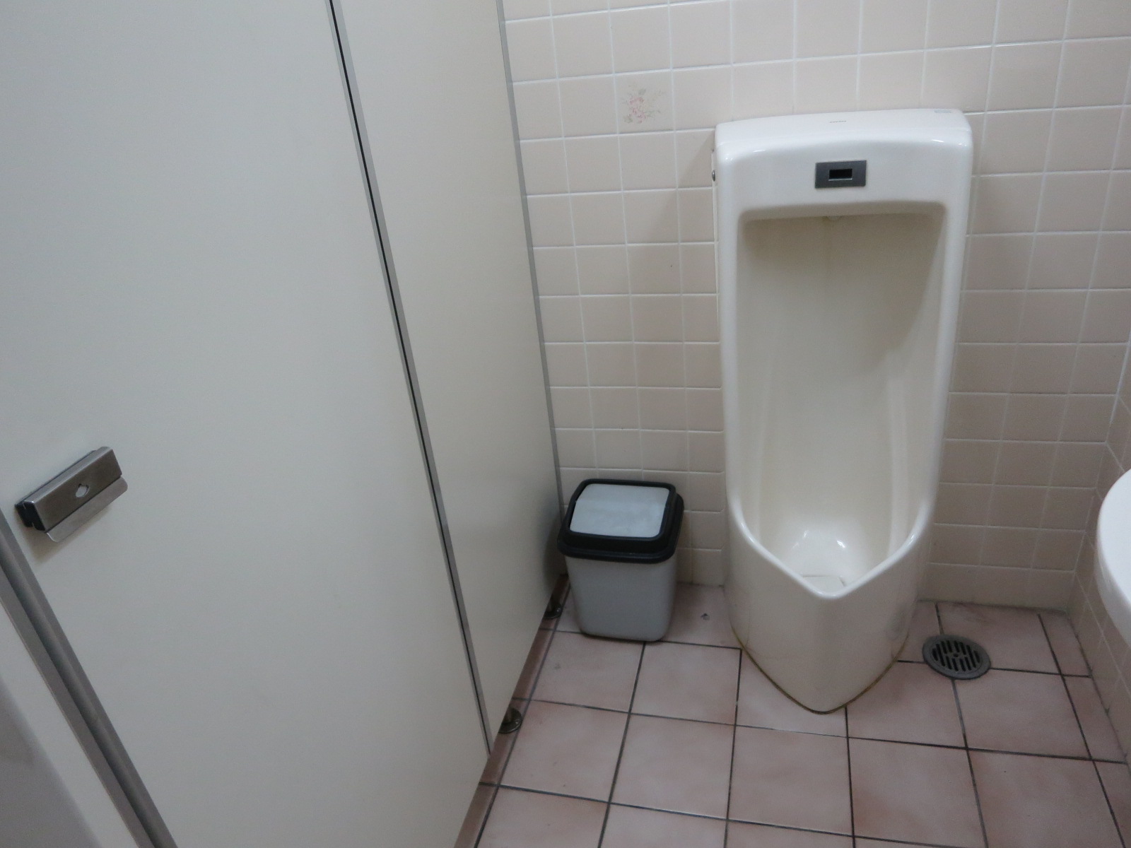 男性用トイレ