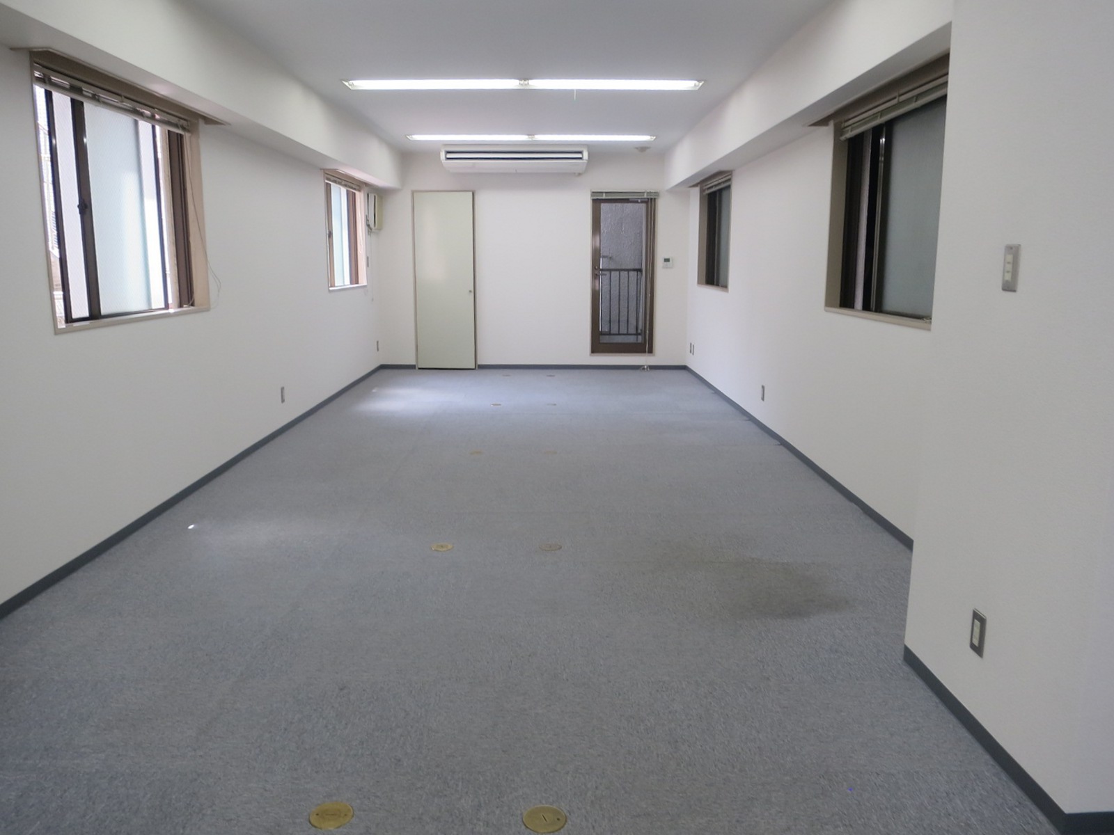 オフィス室内参考画像(※3階)