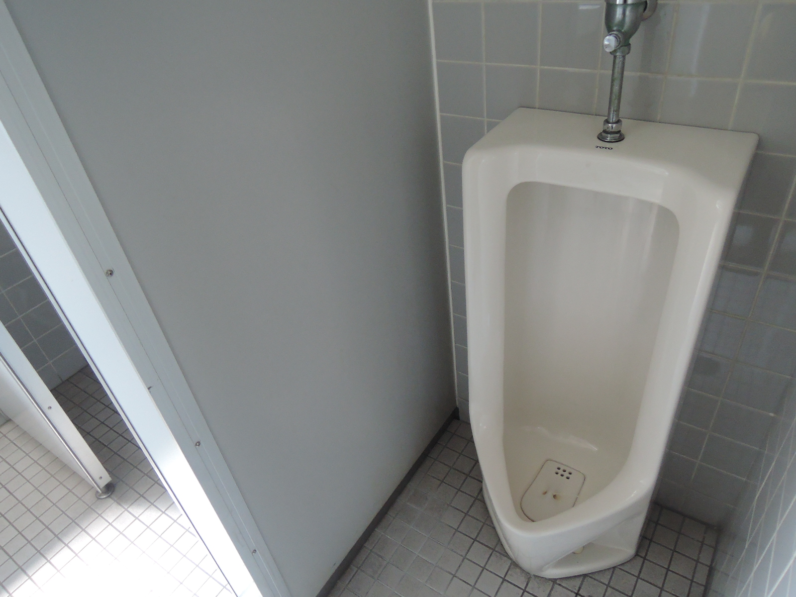 男性用トイレ