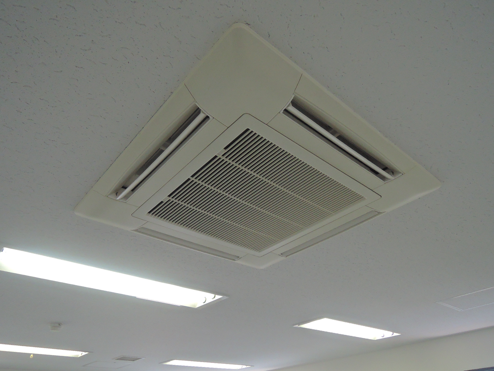 空調
